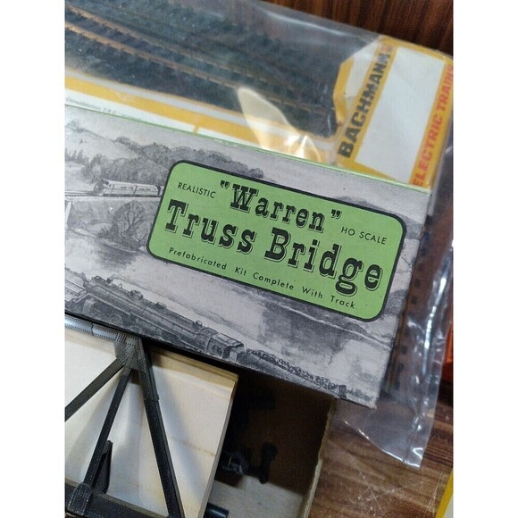 VINTAGE 1970s BACHMANN  TRAIN SET tracks engine cars - Picture 9 of 16